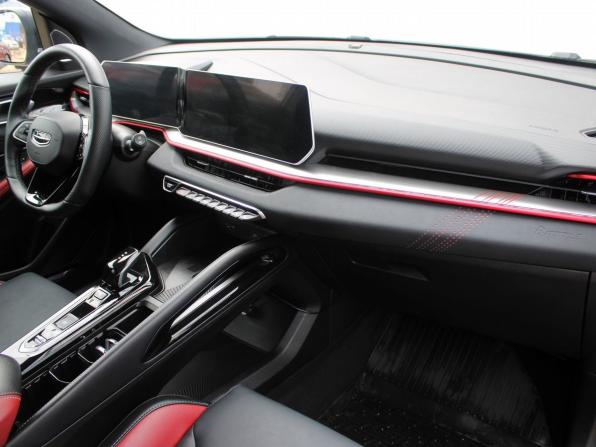 Geely Coolray I Рестайлинг с пробегом 2024 года, цена 2 159 000 рублей, 24396 км, внедорожник, Автокод Объявления