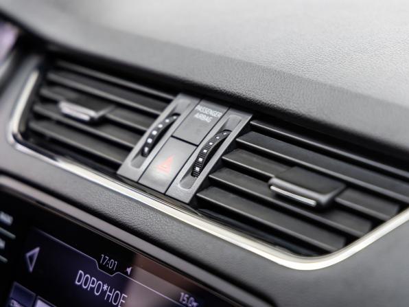 Skoda Octavia III (A7) Рестайлинг с пробегом 2019 года, цена 1 978 000 рублей, 82655 км, лифтбек, Автокод Объявления