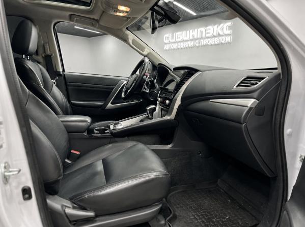 Mitsubishi Pajero Sport III с пробегом 2020 года, цена 3 700 000 рублей, 135627 км, внедорожник, Автокод Объявления