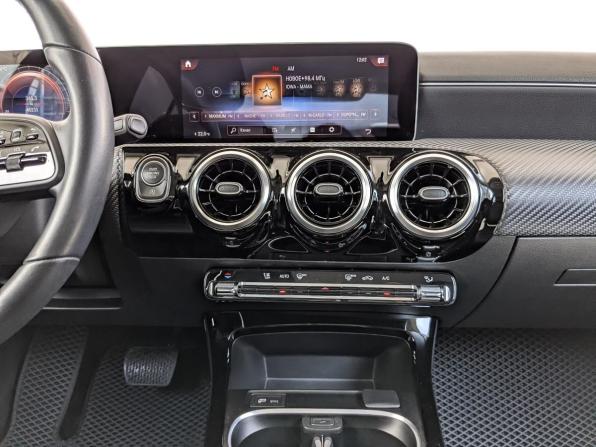 Mercedes-Benz CLA II (C118 X118) с пробегом 2020 года, цена 2 755 000 рублей, 40233 км, седан, Автокод Объявления