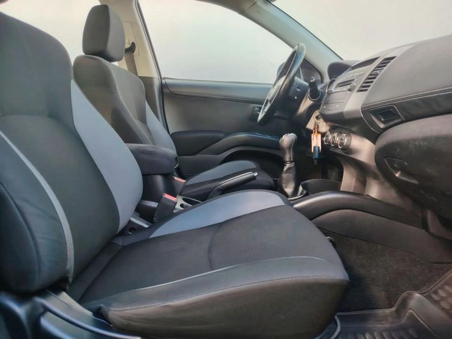 Mitsubishi Outlander II Рестайлинг Москва  - изображение 10