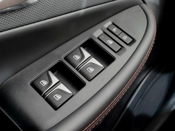 Changan UNI-T I с пробегом 2023 года, цена 2 095 000 рублей, 40289 км, внедорожник, Автокод Объявления