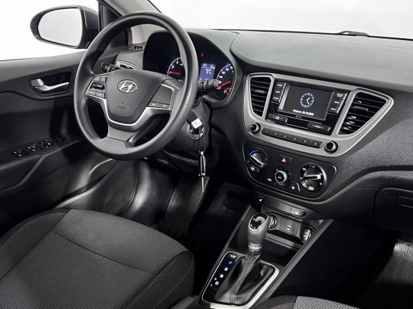 Hyundai Solaris II Рестайлинг с пробегом 2021 года, цена 1 450 000 рублей, 105000 км, седан, Автокод Объявления