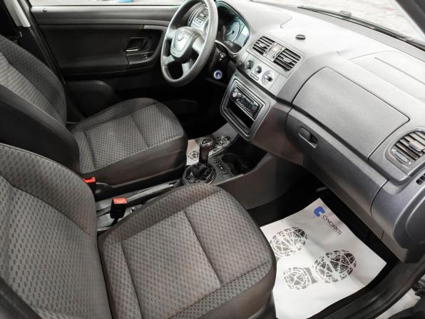 Skoda Fabia II Рестайлинг с пробегом 2011 года, цена 420 000 рублей, 150141 км, хэтчбек, Автокод Объявления