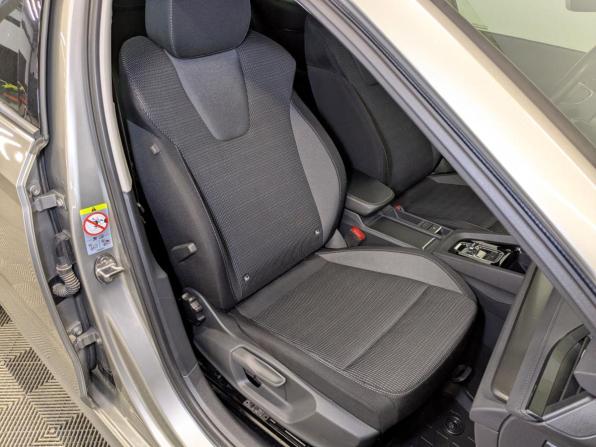 Skoda Octavia IV (A8) с пробегом 2020 года, цена 2 200 000 рублей, 46463 км, лифтбек, Автокод Объявления