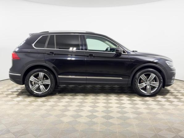 Volkswagen Tiguan II с пробегом 2018 года, цена 3 814 900 рублей, 91797 км, внедорожник, Автокод Объявления