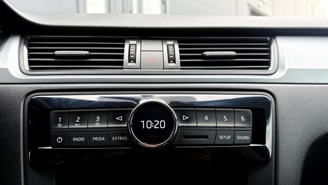 Skoda Rapid I Рестайлинг с пробегом 2018 года, цена 1 425 000 рублей, 82138 км, лифтбек, Автокод Объявления