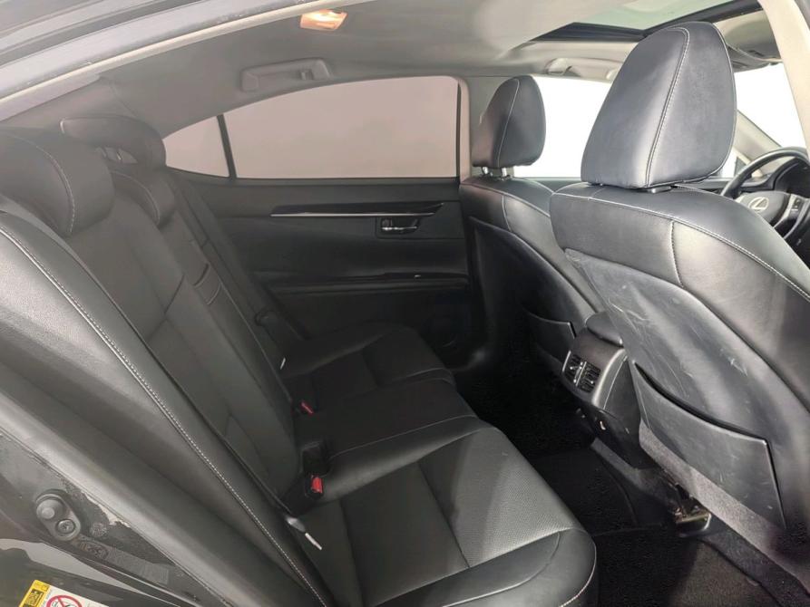 Lexus ES VI Санкт-Петербург  - изображение 24