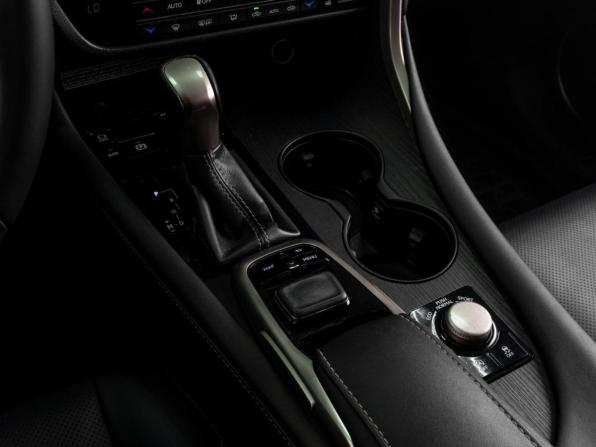 Lexus RX IV с пробегом 2019 года, цена 4 725 000 рублей, 63680 км, внедорожник, Автокод Объявления