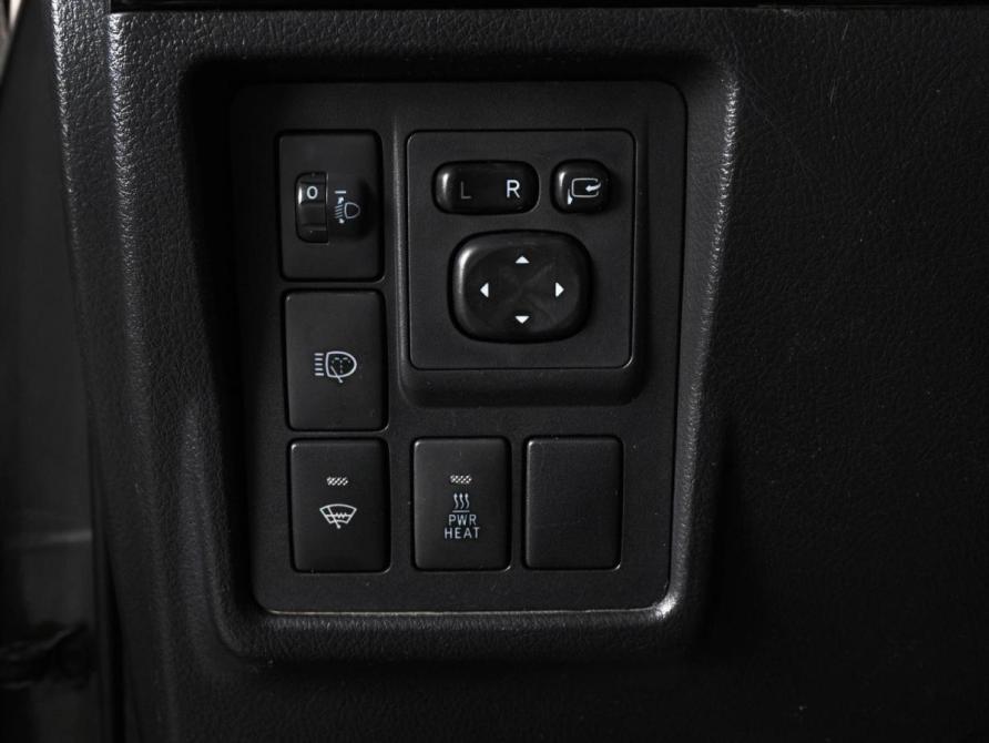 Toyota Land Cruiser Prado 150 Series Рестайлинг 1 Ростов-на-Дону  - изображение 19