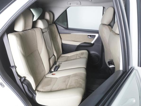 Toyota Fortuner II с пробегом 2018 года, цена 3 215 000 рублей, 133471 км, внедорожник, Автокод Объявления