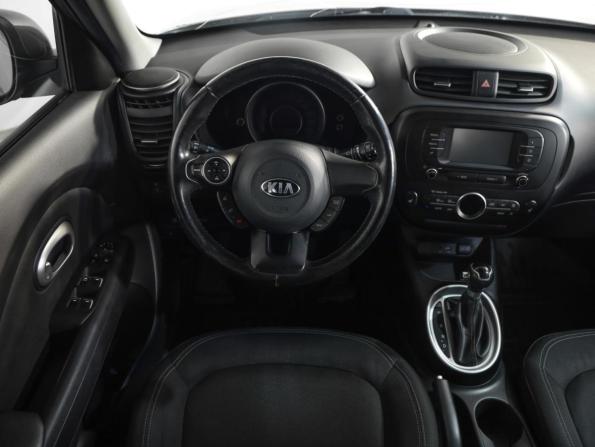 Kia Soul II Рестайлинг с пробегом 2017 года, цена 1 249 000 рублей, 231256 км, хэтчбек, Автокод Объявления