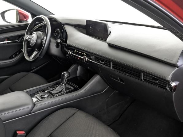 Mazda 3 IV (BP) с пробегом 2019 года, цена 1 825 000 рублей, 144076 км, хэтчбек, Автокод Объявления