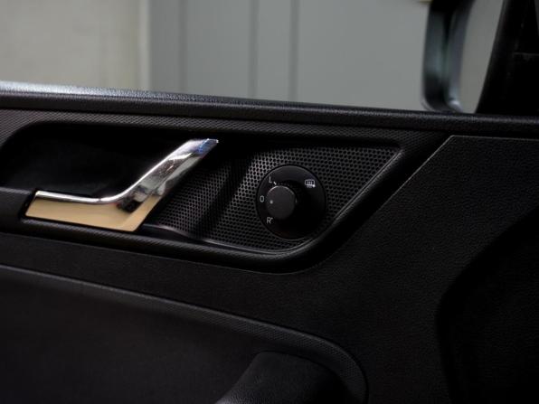 Skoda Rapid I с пробегом 2015 года, цена 1 119 000 рублей, 186265 км, лифтбек, Автокод Объявления