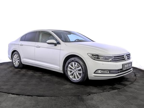 Volkswagen Passat B8 с пробегом 2019 года, цена 1 920 000 рублей, 152168 км, седан, Автокод Объявления