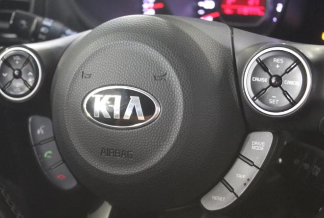 Kia Soul II Рестайлинг с пробегом 2017 года, цена 1 580 000 рублей, 119777 км, хэтчбек, Автокод Объявления