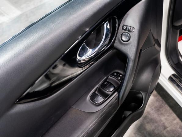 Nissan Qashqai II с пробегом 2016 года, цена 1 535 000 рублей, 91960 км, внедорожник, Автокод Объявления