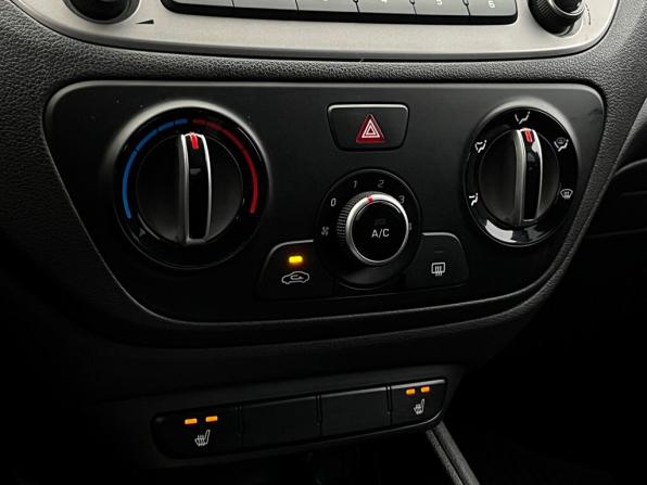 Hyundai Solaris II Рестайлинг с пробегом 2021 года, цена 1 543 200 рублей, 51572 км, седан, Автокод Объявления