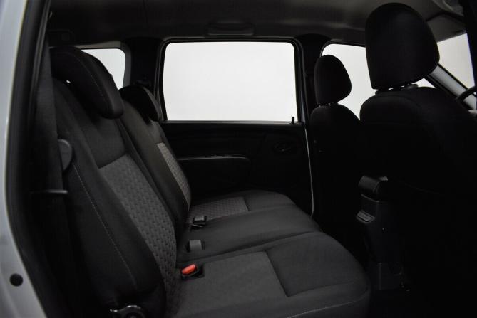 Lada (ВАЗ) Largus I Рестайлинг с пробегом 2025 года, цена 1 795 000 рублей, 82 км, универсал, Автокод Объявления