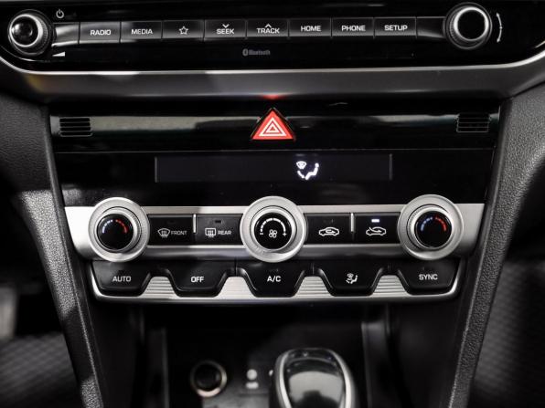 Hyundai Elantra VI (AD) Рестайлинг с пробегом 2019 года, цена 1 930 000 рублей, 122770 км, седан, Автокод Объявления