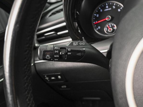 Kia K5 III с пробегом 2020 года, цена 2 599 000 рублей, 93781 км, седан, Автокод Объявления