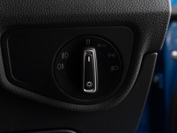 Volkswagen Touran II с пробегом 2015 года, цена 1 399 000 рублей, 111791 км, компактвэн, Автокод Объявления