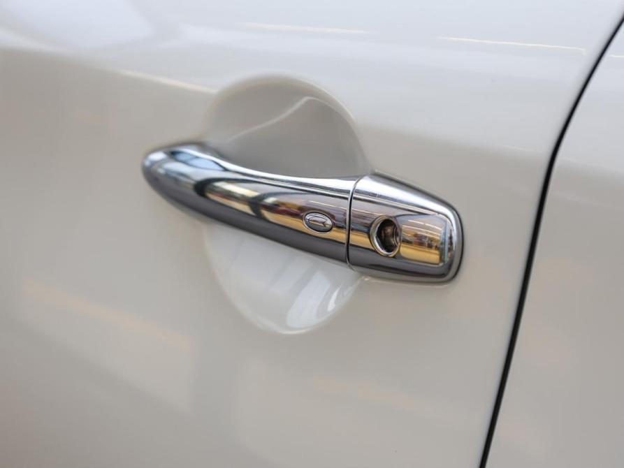 Infiniti M IV Москва  - изображение 22
