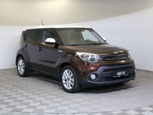 Kia Soul II Рестайлинг с пробегом 2018 года, цена 1 590 000 рублей, 62000 км, хэтчбек, Автокод Объявления