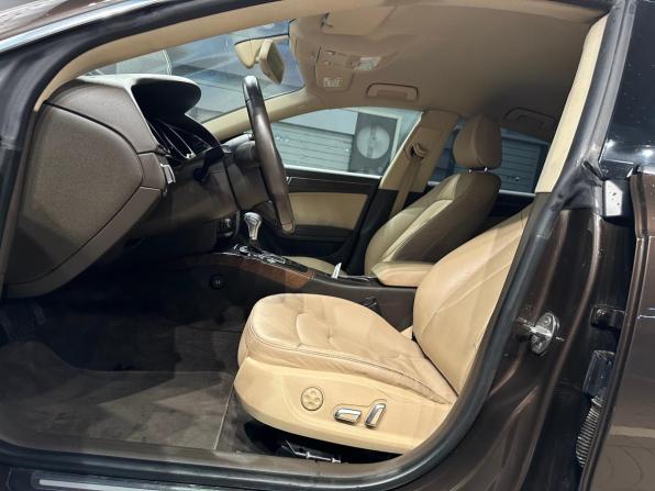 Audi A5 I (8T) Рестайлинг с пробегом 2012 года, цена 1 830 000 рублей, 135356 км, лифтбек, Автокод Объявления