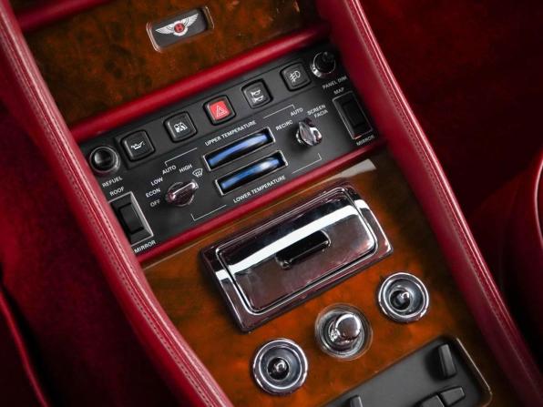 Bentley Turbo R с пробегом 1990 года, цена 8 717 200 рублей, 17696 км, седан, Автокод Объявления