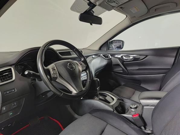 Nissan Qashqai II с пробегом 2015 года, цена 1 650 000 рублей, 134251 км, внедорожник, Автокод Объявления