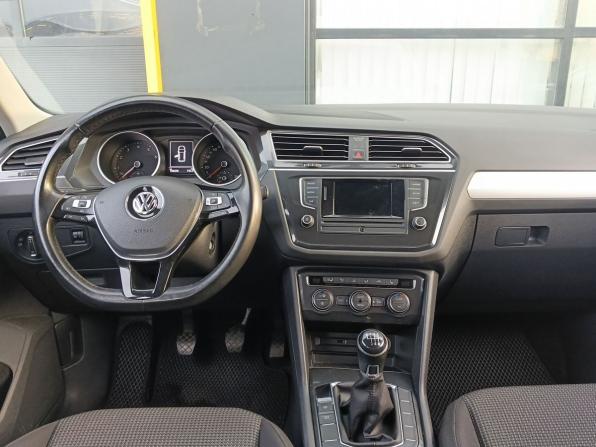 Volkswagen Tiguan II с пробегом 2017 года, цена 1 895 000 рублей, 133375 км, внедорожник, Автокод Объявления