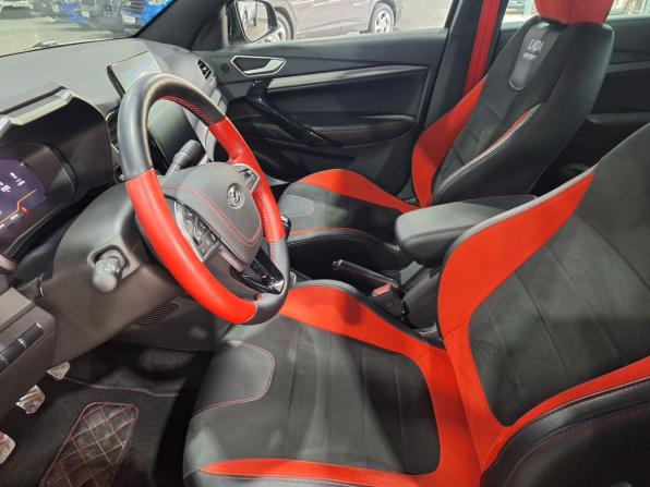 Lada (ВАЗ) Vesta I Рестайлинг (NG) с пробегом 2024 года, цена 1 850 000 рублей, 6126 км, седан, Автокод Объявления