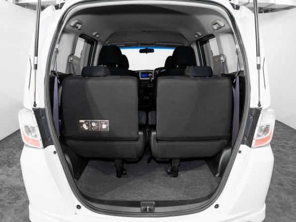 Honda Freed I Рестайлинг с пробегом 2014 года, цена 1 100 000 рублей, 133981 км, компактвэн, Автокод Объявления