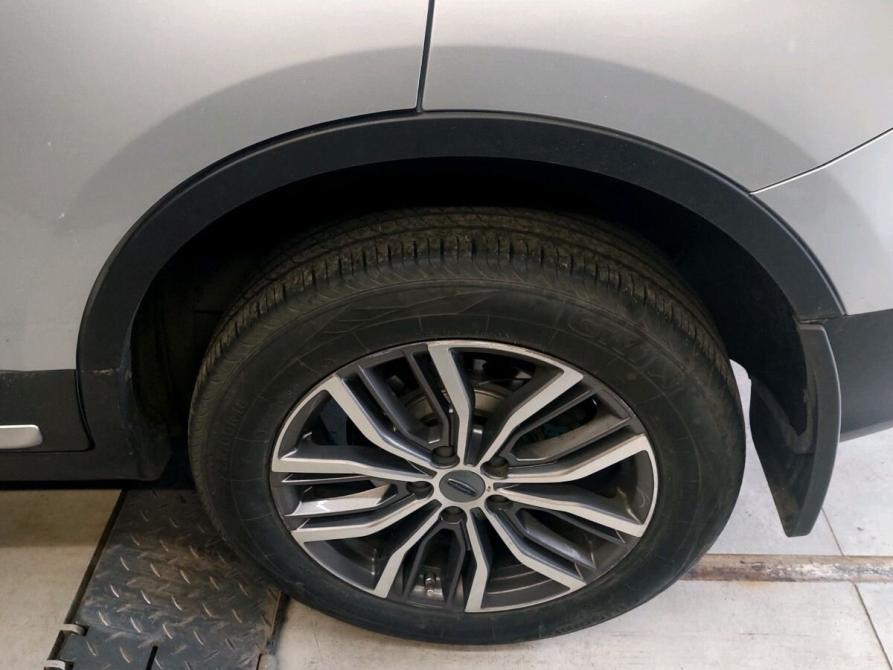 Geely Atlas Pro Москва  - изображение 9