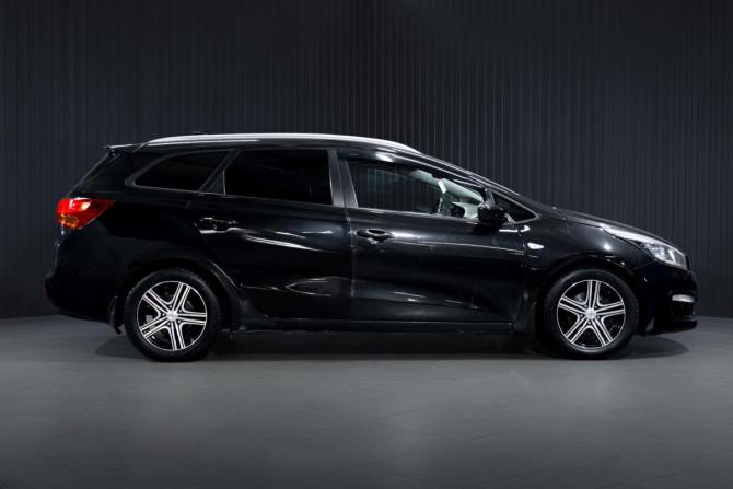 Kia Ceed II Рестайлинг с пробегом 2017 года, цена 1 249 000 рублей, 106600 км, универсал, Автокод Объявления