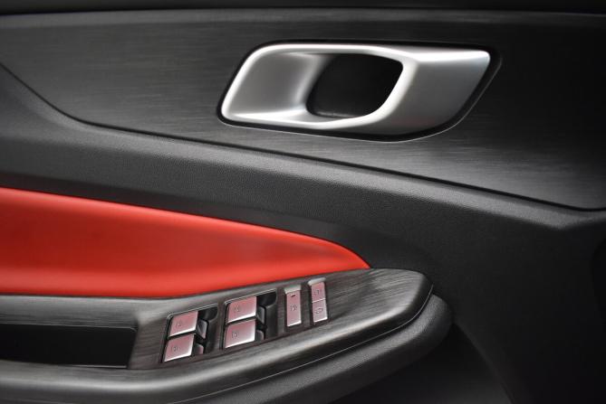 Changan UNI-S I с пробегом 2024 года, цена 2 150 000 рублей, 12732 км, внедорожник, Автокод Объявления