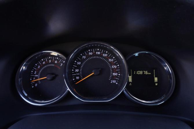 Renault Sandero II Рестайлинг с пробегом 2019 года, цена 1 187 000 рублей, 110853 км, хэтчбек, Автокод Объявления