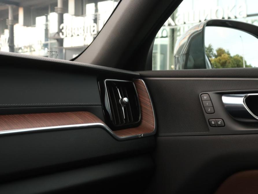 Volvo XC60 II Москва  - изображение 27