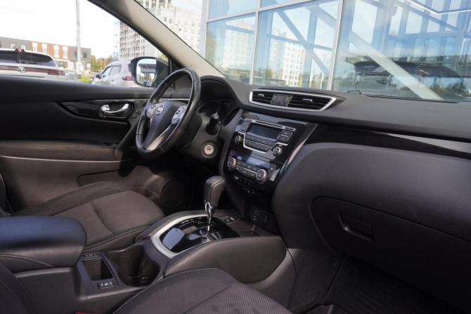 Nissan Qashqai II с пробегом 2018 года, цена 1 599 000 рублей, 170729 км, внедорожник, Автокод Объявления