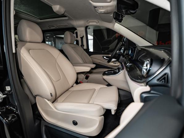 Mercedes-Benz V-Класс III (W447) Рестайлинг 2 с пробегом 2024 года, цена 14 317 000 рублей, 100 км, минивэн, Автокод Объявления