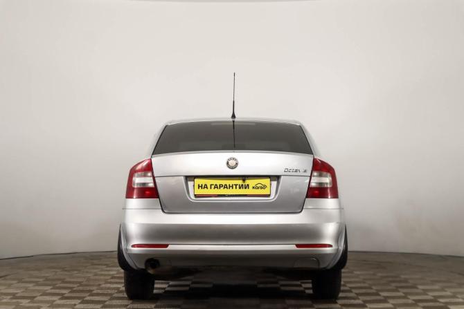 Skoda Octavia II (A5) Рестайлинг с пробегом 2010 года, цена 569 000 рублей, 308000 км, лифтбек, Автокод Объявления