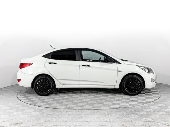 Hyundai Solaris I Рестайлинг с пробегом 2016 года, цена 581 000 рублей, 312801 км, седан, Автокод Объявления