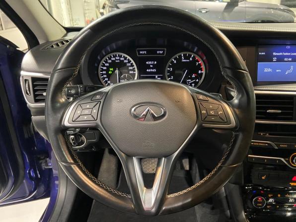 Infiniti Q30 с пробегом 2017 года, цена 2 580 000 рублей, 46964 км, хэтчбек, Автокод Объявления