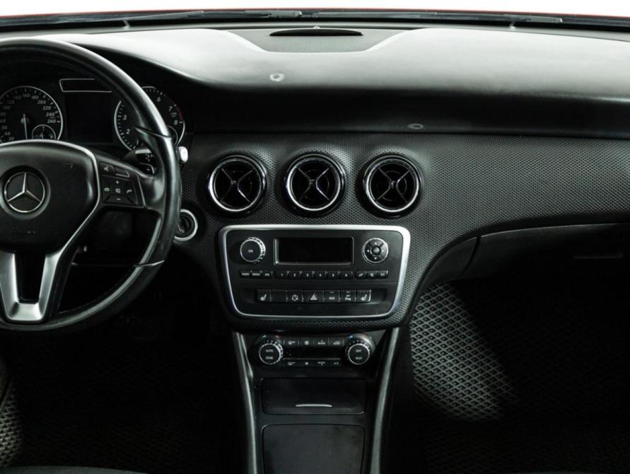 Mercedes-Benz A-Класс III (W176) Санкт-Петербург  - изображение 14