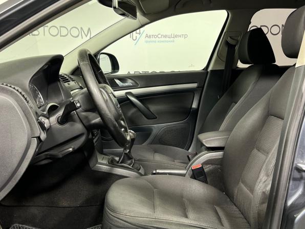 Skoda Octavia II (A5) Рестайлинг с пробегом 2010 года, цена 679 000 рублей, 210414 км, лифтбек, Автокод Объявления