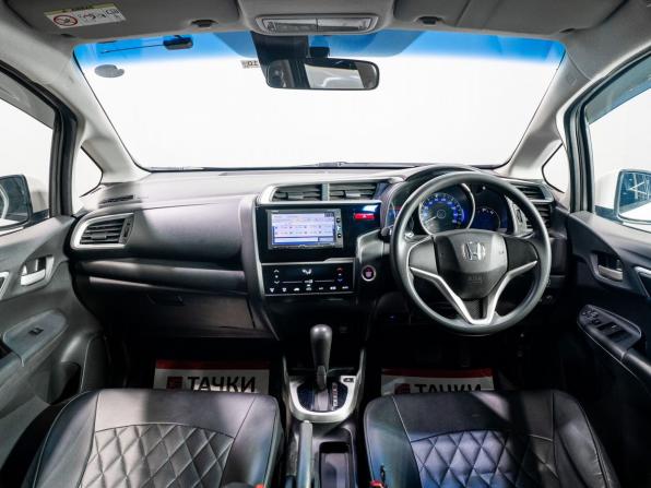 Honda Fit III с пробегом 2016 года, цена 995 000 рублей, 141366 км, хэтчбек, Автокод Объявления