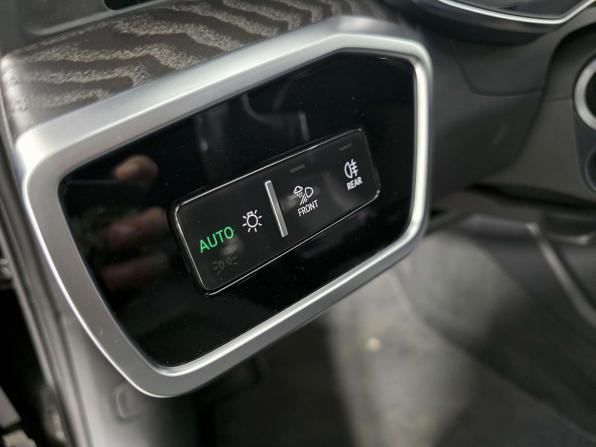 Audi A6 V (C8) с пробегом 2021 года, цена 4 300 000 рублей, 58419 км, седан, Автокод Объявления