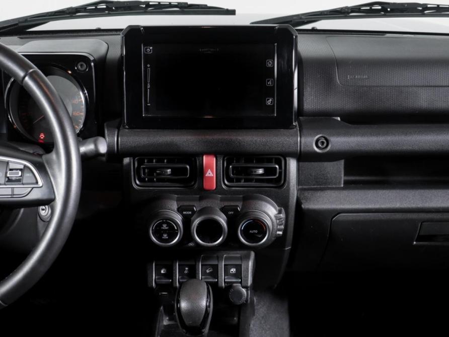 Suzuki Jimny IV Москва  - изображение 13