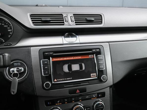 Volkswagen Passat B7 с пробегом 2012 года, цена 999 000 рублей, 244257 км, седан, Автокод Объявления